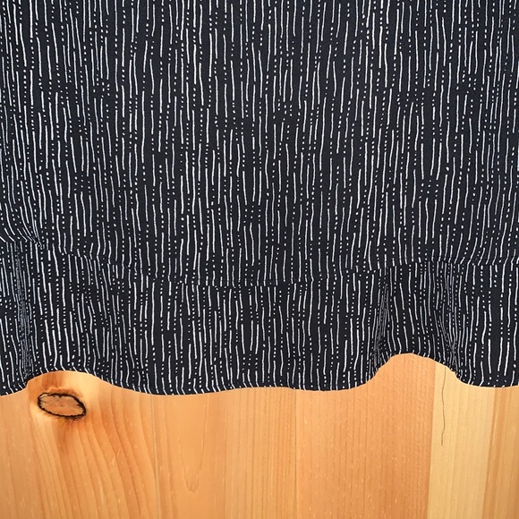 Like new! Worthington Tank with Tiers - Picture 3 of 9